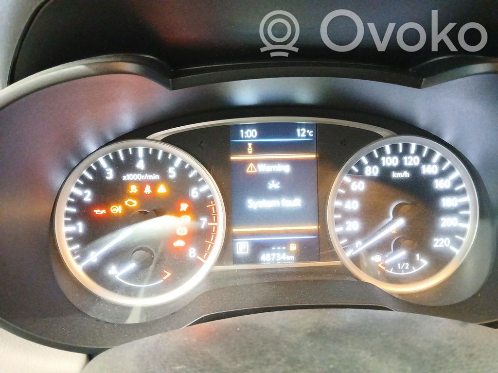 Nissan Micra C+C Licznik / Prędkościomierz 
