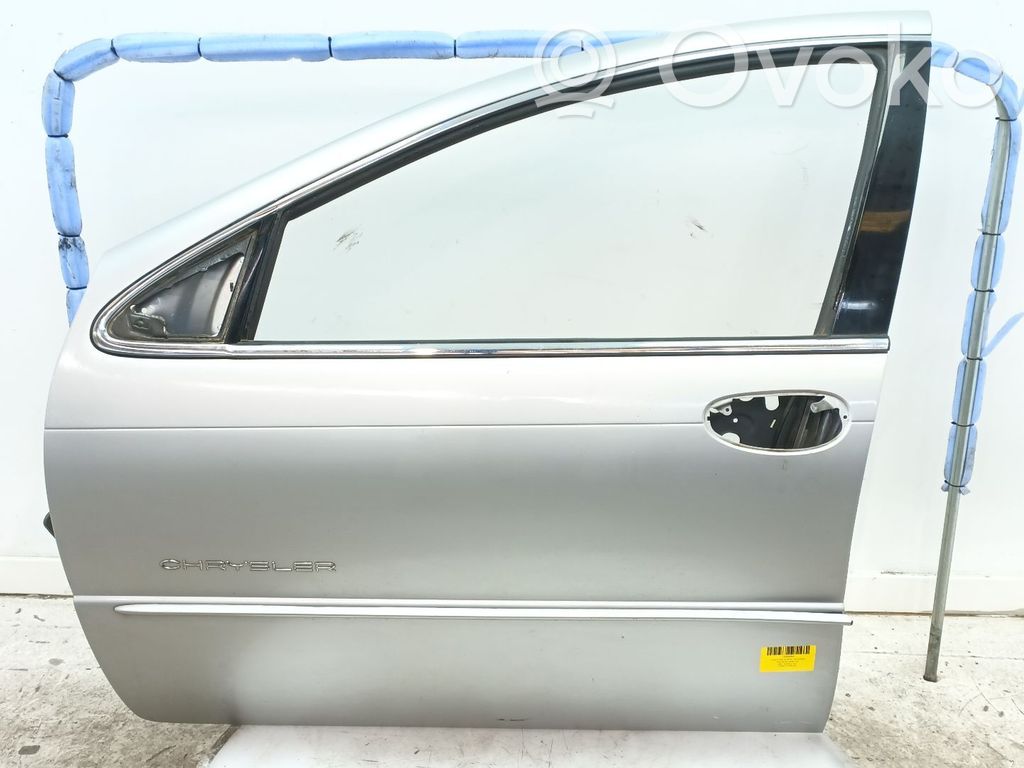 Chrysler 300M Puerta delantera 