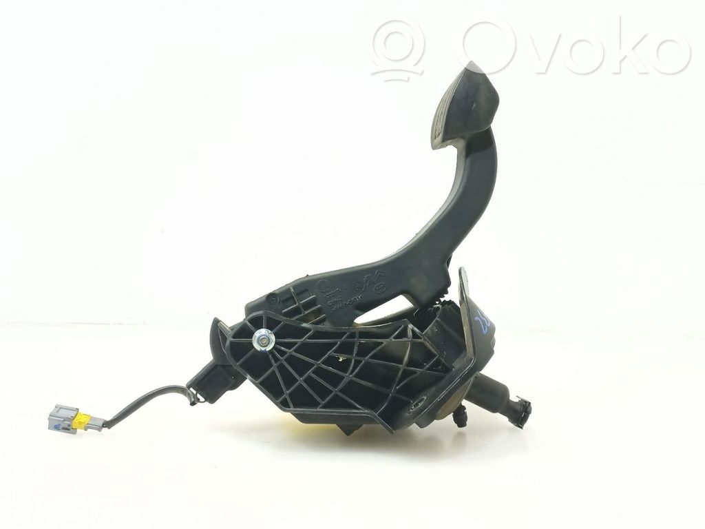 Pedal de embrague   9818902380,9818902380
