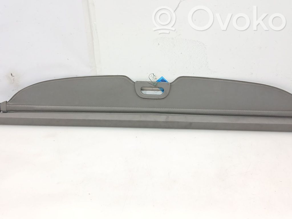 KIA Sorento Takaluukun/tavaratilan kansi 