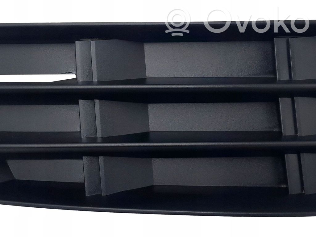 Audi A4 S4 B9 Unteres Gitter dreiteilig vorne 