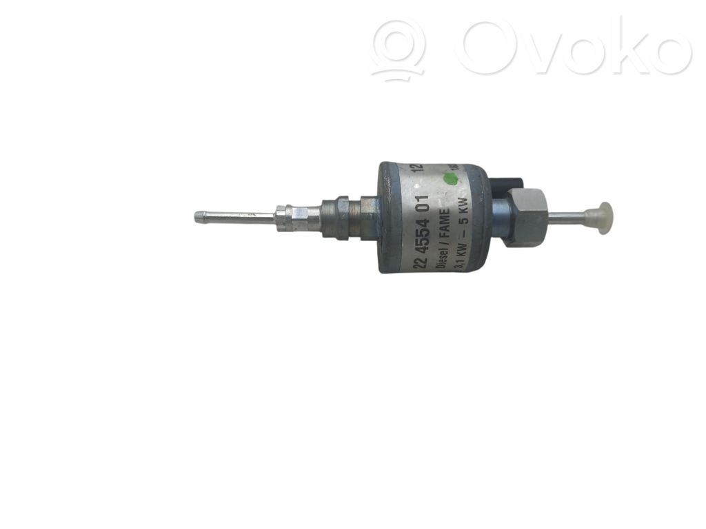 Audi A4 S4 B8 8K Webasto auxiliary heater fuel pump 