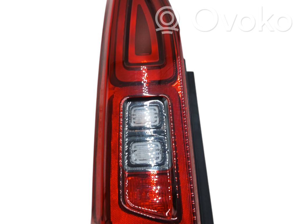 Peugeot Partner Rear/tail lights 