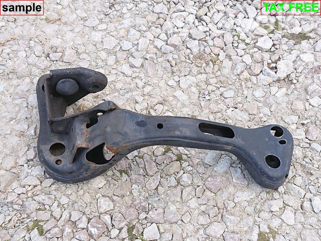 Gearbox mounting bracket   3402271,3402271,22313402271