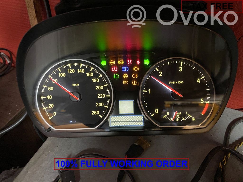 BMW 1 E82 E88 Spidometrs (instrumentu panelī) 