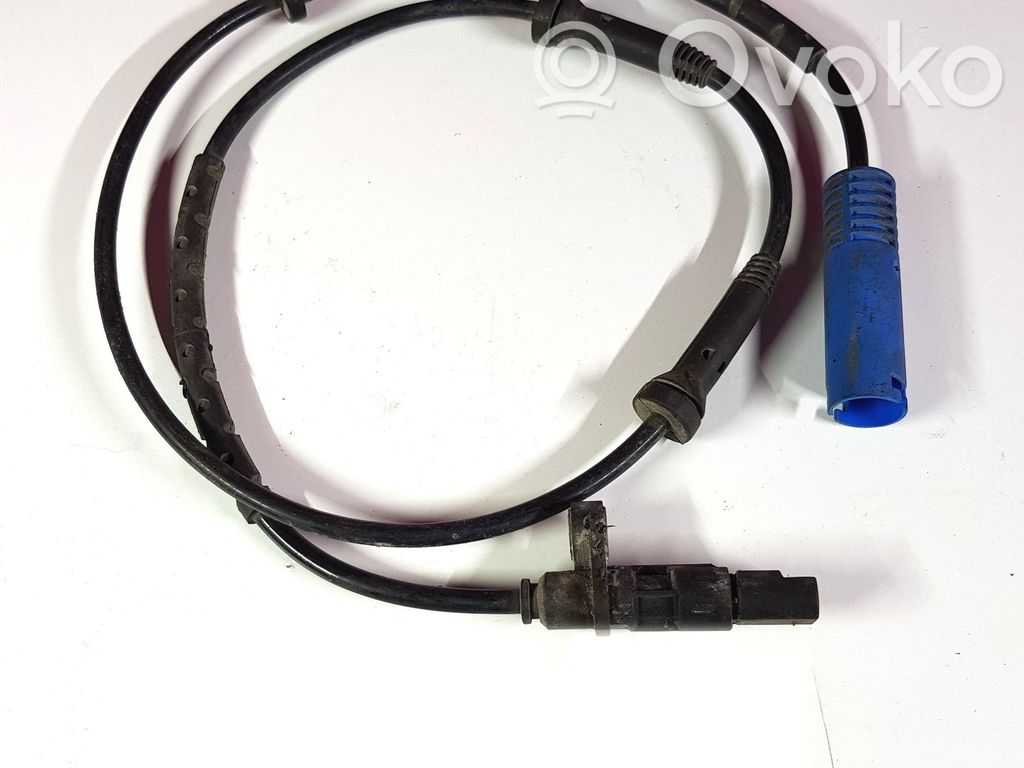 BMW 5 E39 Czujnik prędkości obrotowej koła ABS 