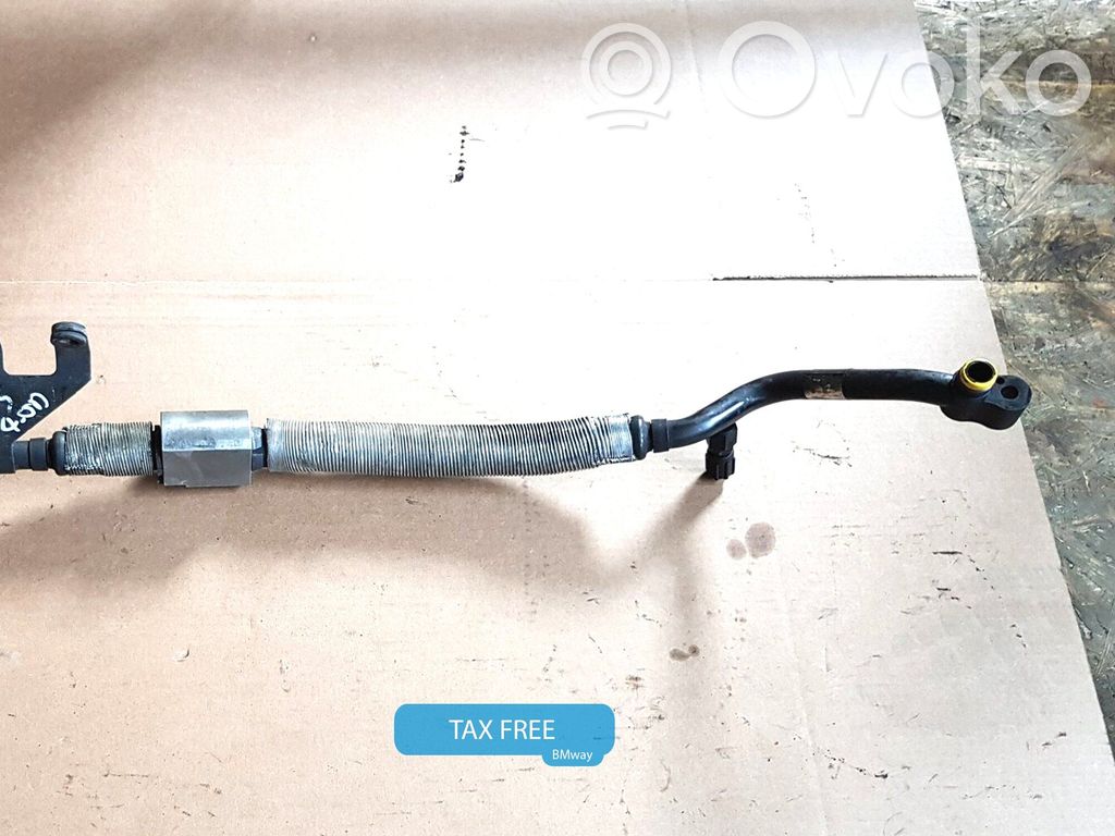 BMW 7 E65 E66 Ilmastointilaitteen putki (A/C) 