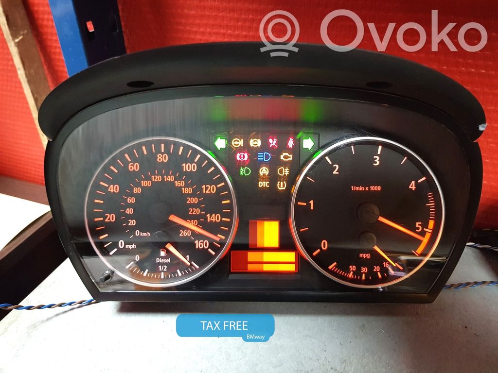 Velocímetro (tablero de instrumentos)   9316128,62109166849,62109316128,6965779,6974660,6983488,9110206,9122603,9141488,9166849,9187061,9187345,9220964,9242347,9283816,9316128