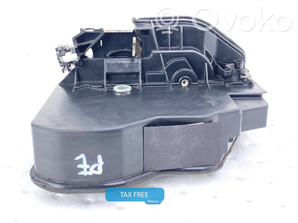 BMW X3 F25 Zamek drzwi przednich 