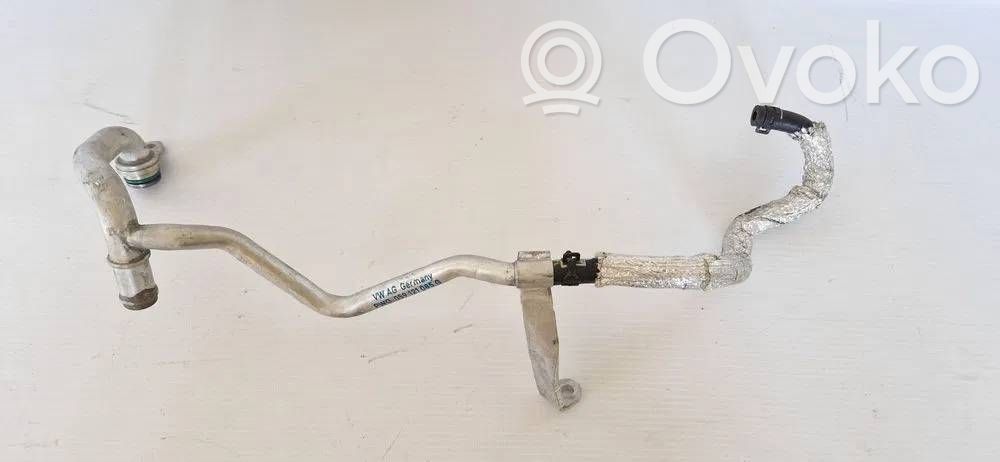 Audi Q8 Engine coolant pipe/hose 