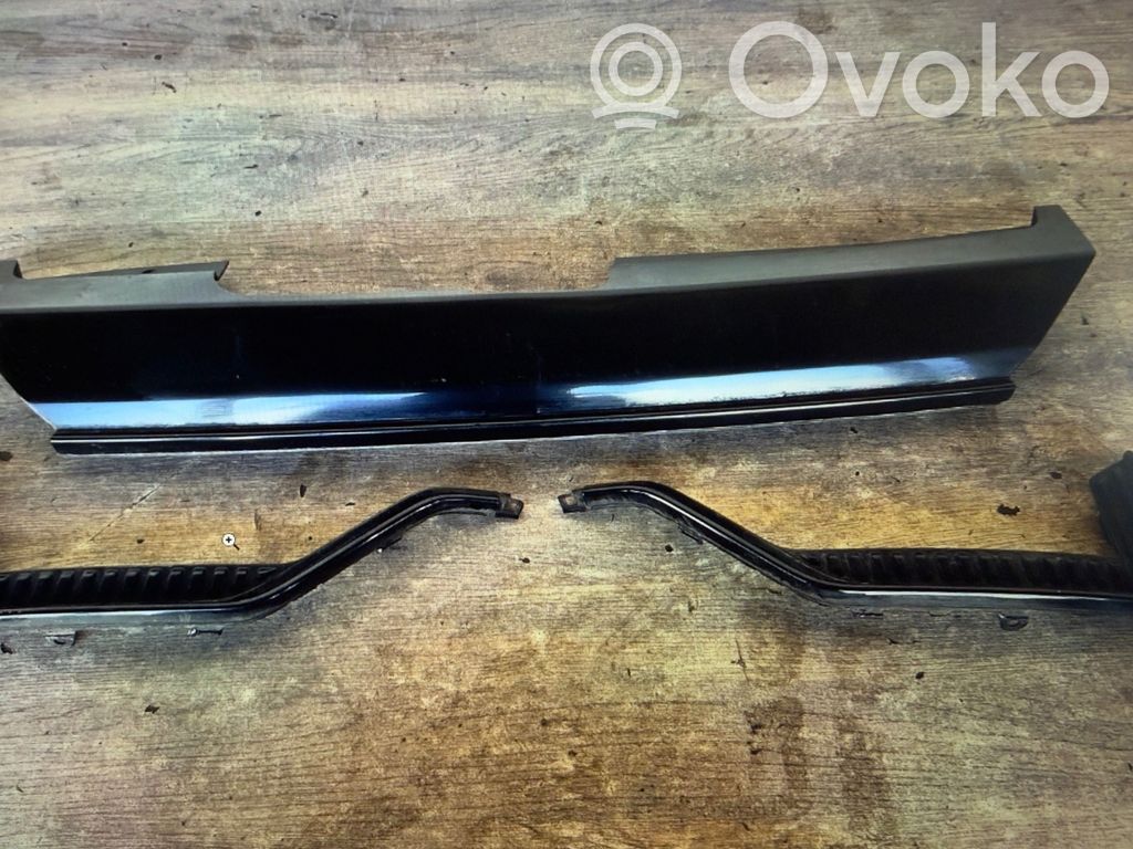 Volvo XC60 Ornament bară spate 