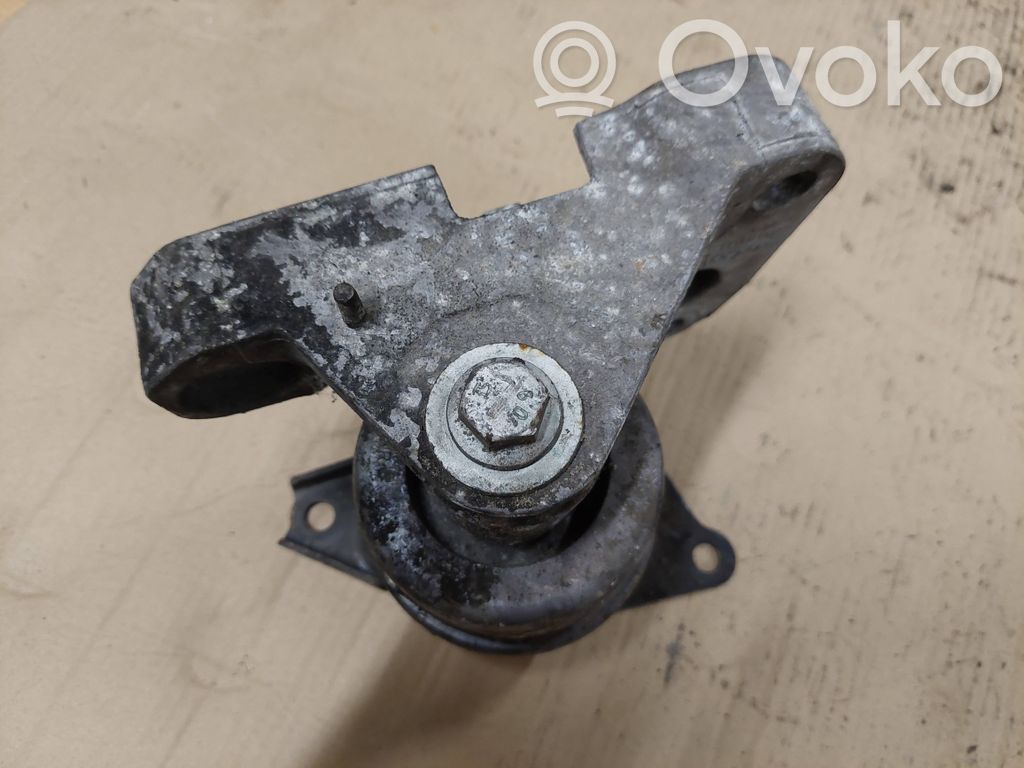 Volkswagen Transporter - Caravelle T5 Engine mount bracket 