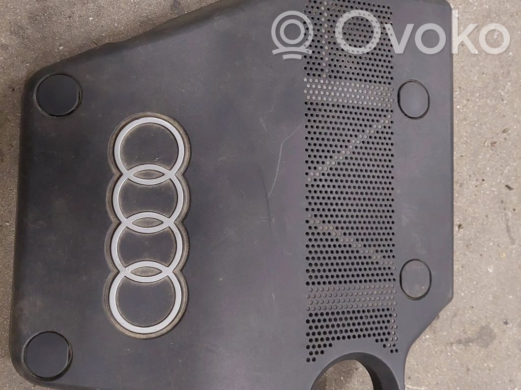 Audi A3 S3 8L Couvercle cache moteur 