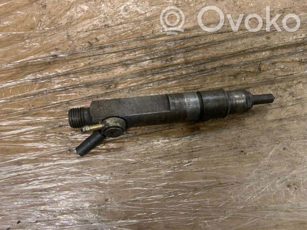 Audi A6 S6 C4 4A Inyector de combustible 