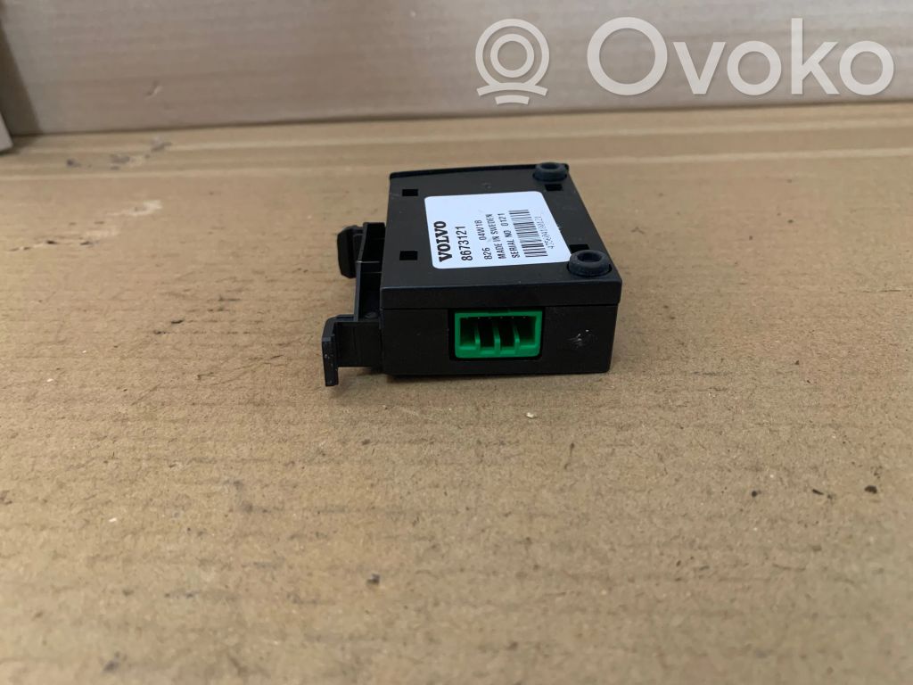 GPS navigation control unit/module   8673121,04W18,435604180121