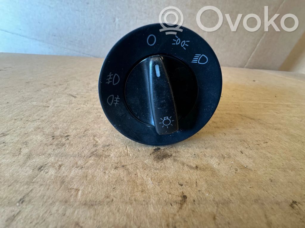 Skoda Superb B5 (3U) Light switch 