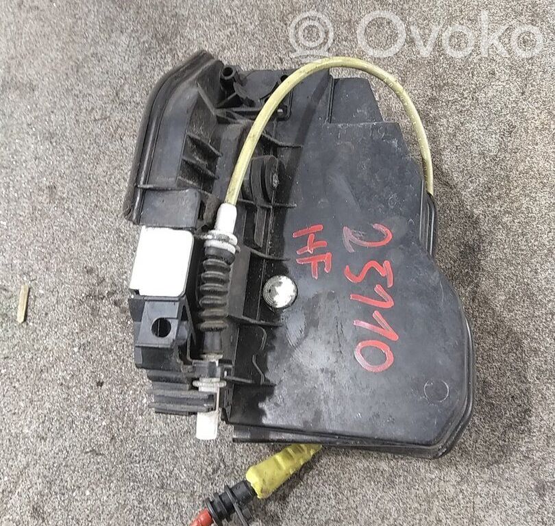 BMW 1 E81 E87 Centrālās atslēgas motoriņš 
