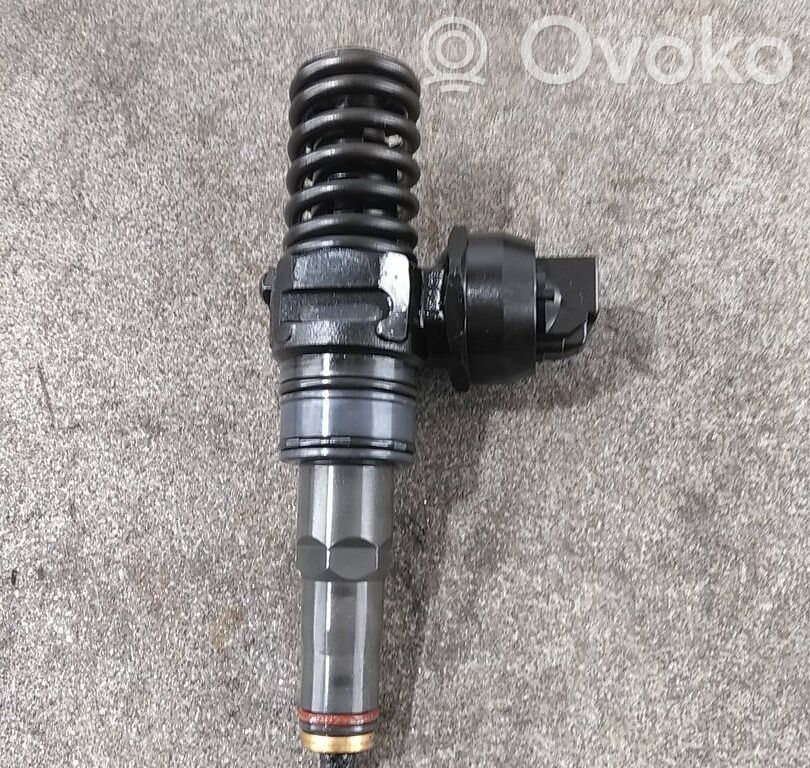 Volkswagen Transporter - Caravelle T5 Fuel injector 