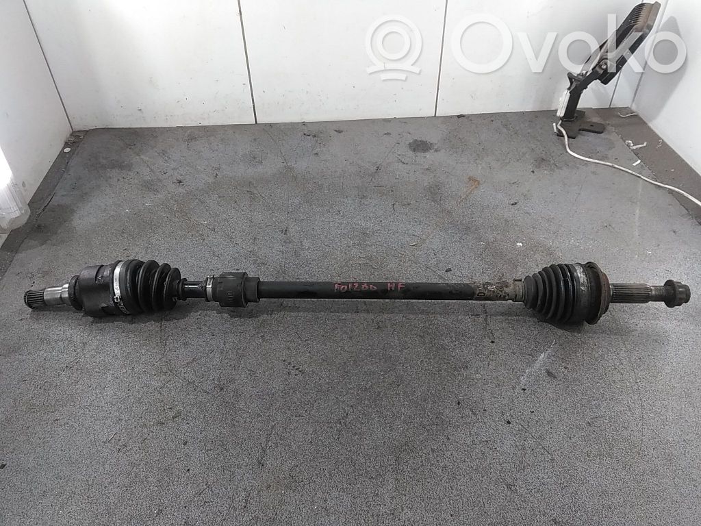 Toyota Yaris Półoś przednia 