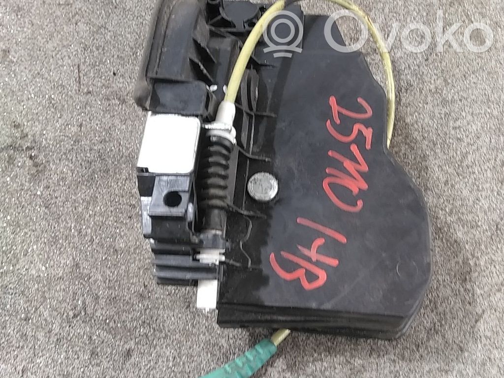 BMW 1 E81 E87 Central locking motor 