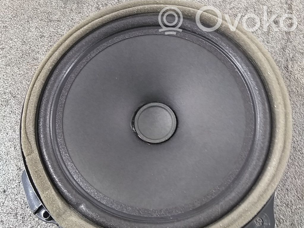 Jaguar XE Etuoven kaiutin 