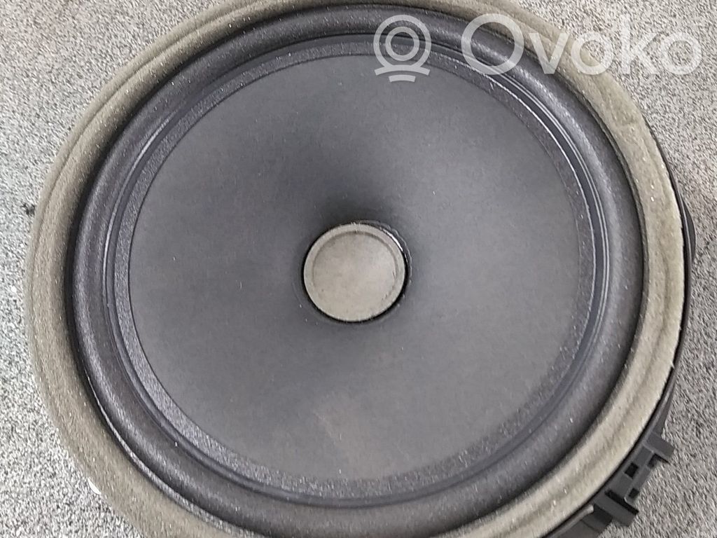 Jaguar XE Etuoven kaiutin 
