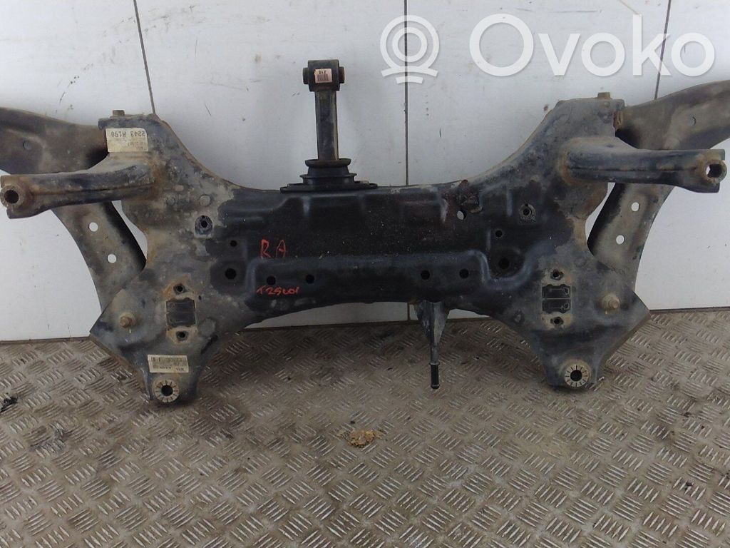 KIA Rio Priekinis traversas 