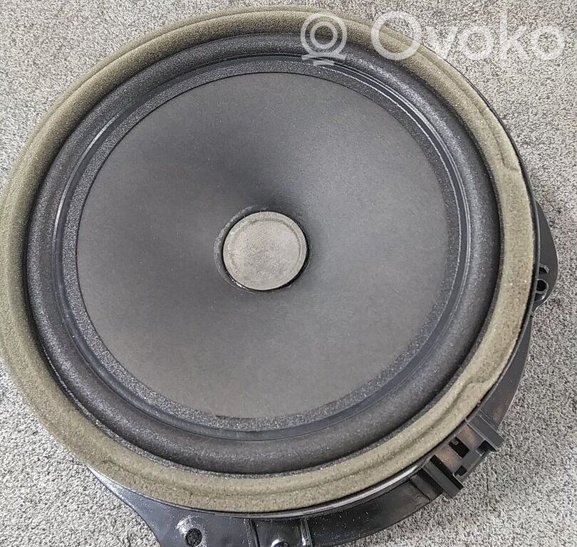 Jaguar XE Etuoven kaiutin 
