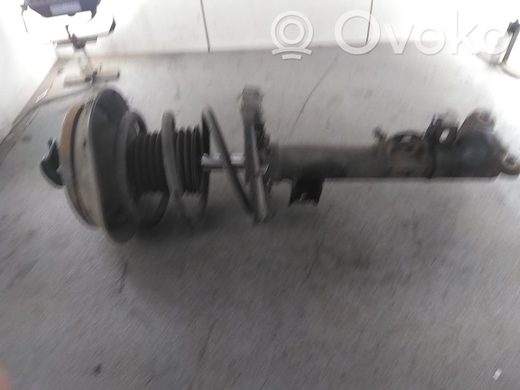 Mercedes-Benz C W203 Amortiguador delantero con muelle espiral 