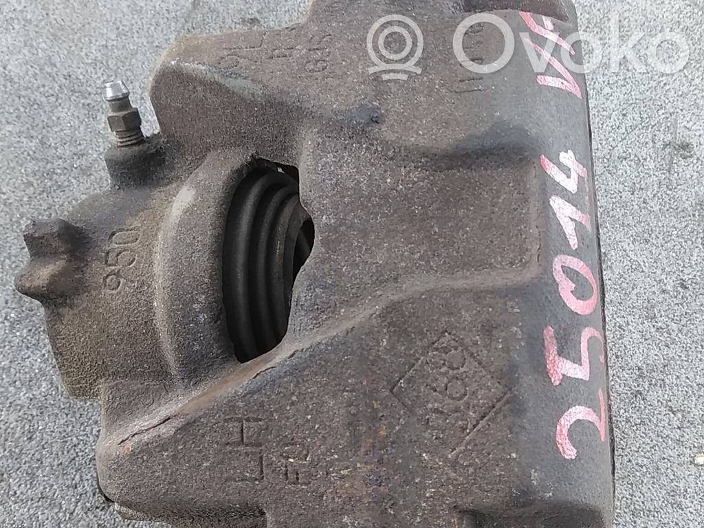 Étrier de frein avant   822161,410111495R,822161