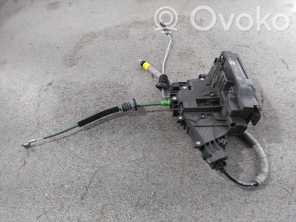 Mercedes-Benz C W205 Motor închidere centralizată 