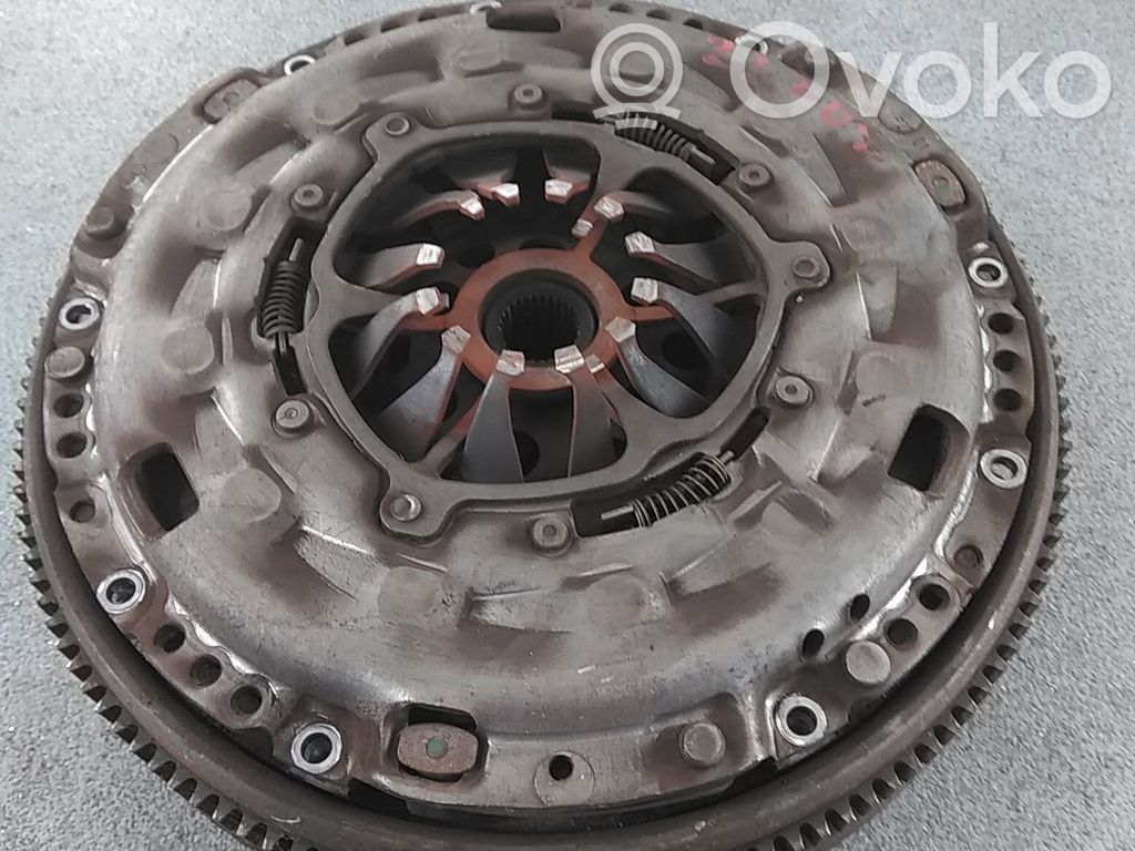 Volkswagen Touran I Volante motor 
