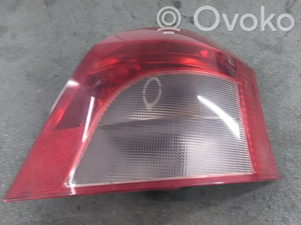 Takavalon polttimo   815510D110