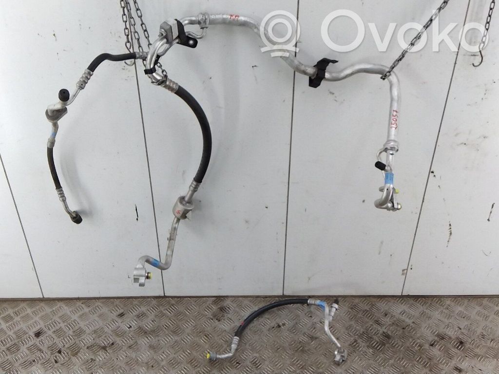 Ford Focus Ilmastointilaitteen putki (A/C) 