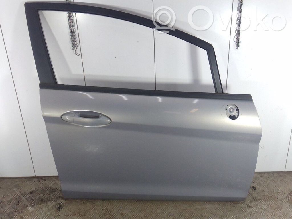 Ford Fiesta Puerta delantera 