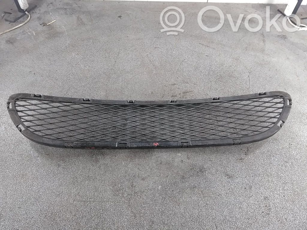 Augšējais režģis   51117198906