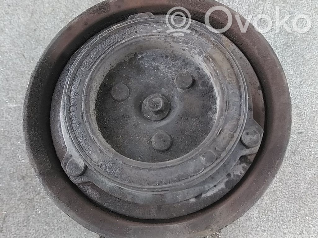 Hyundai i30 Air conditioning (A/C) compressor (pump) 