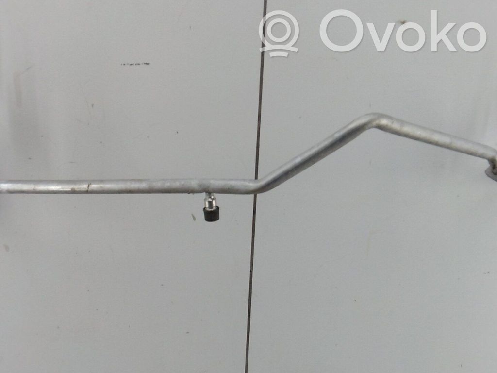 Toyota Yaris Ilmastointilaitteen putki (A/C)