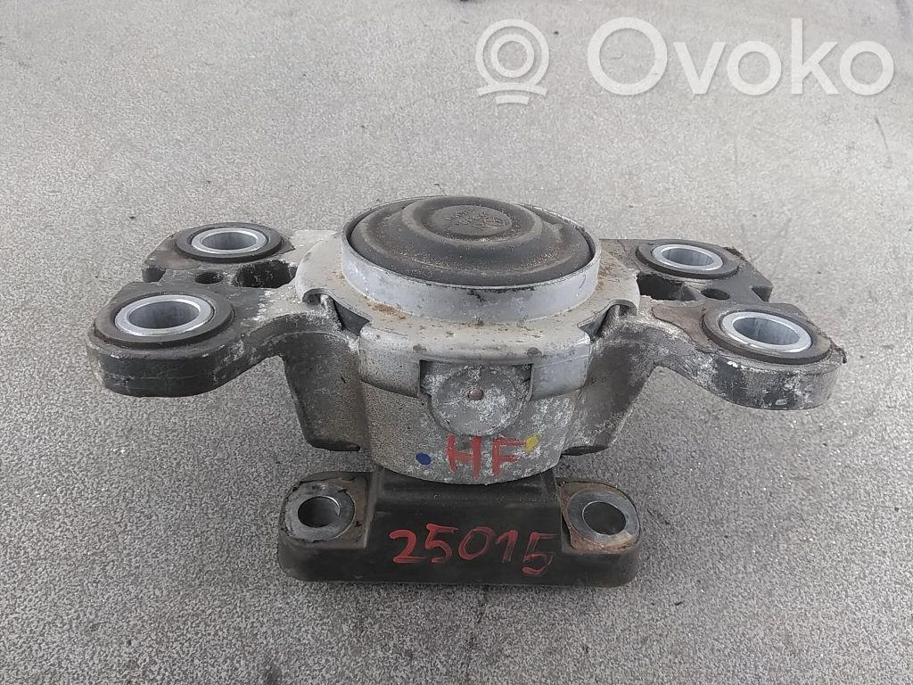 Volvo V70 Supporto della scatola del cambio 