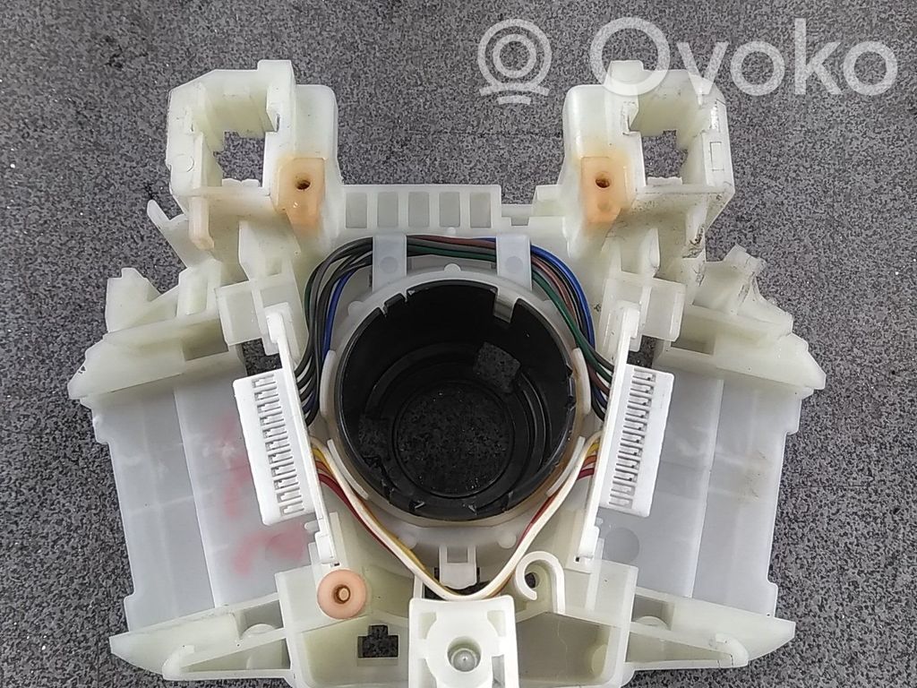 Mitsubishi Colt Commodo, commande essuie-glace/phare 