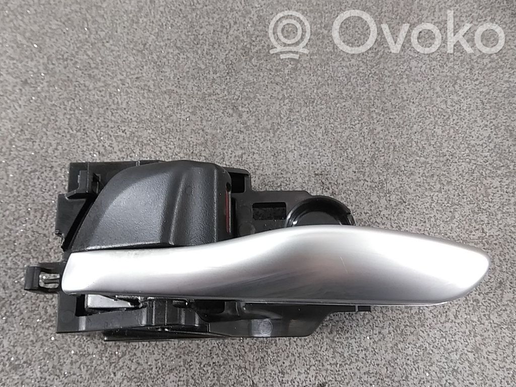Toyota C-HR I Manecilla interna puerta delantera 