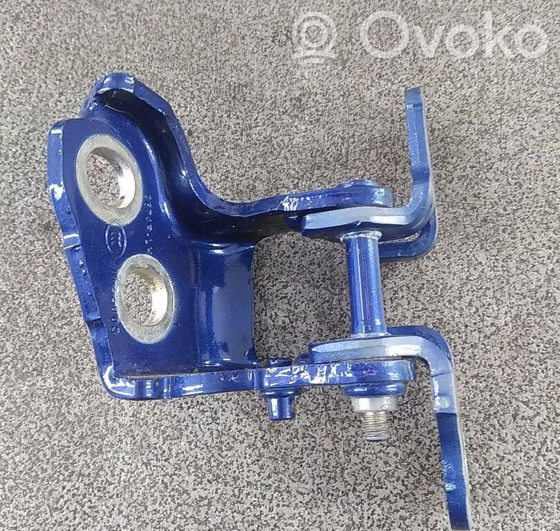 Renault Captur II Front door hinge set 