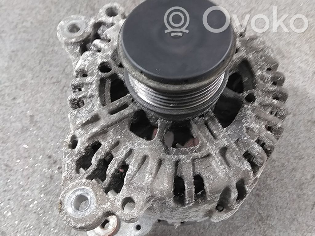 Alternator   06F903023F