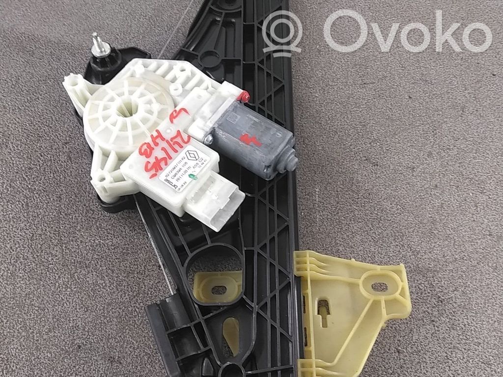 Silnik regulatora szyby drzwi przednich   KOMPLET827209371R