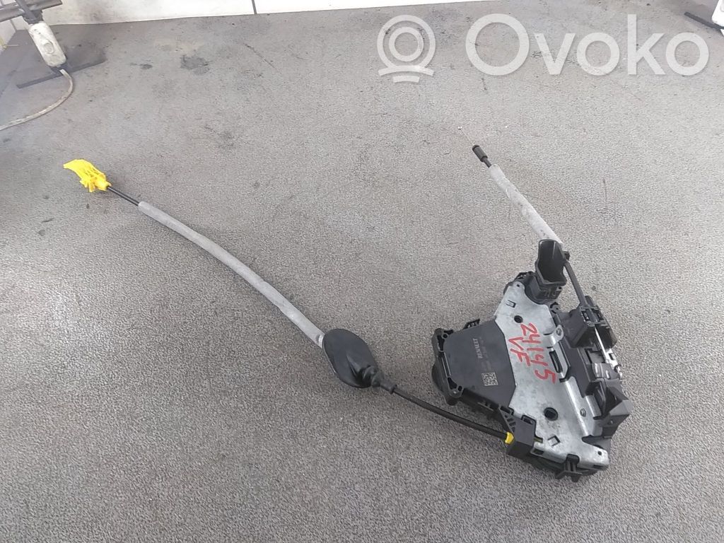 Renault Captur II Central locking motor 