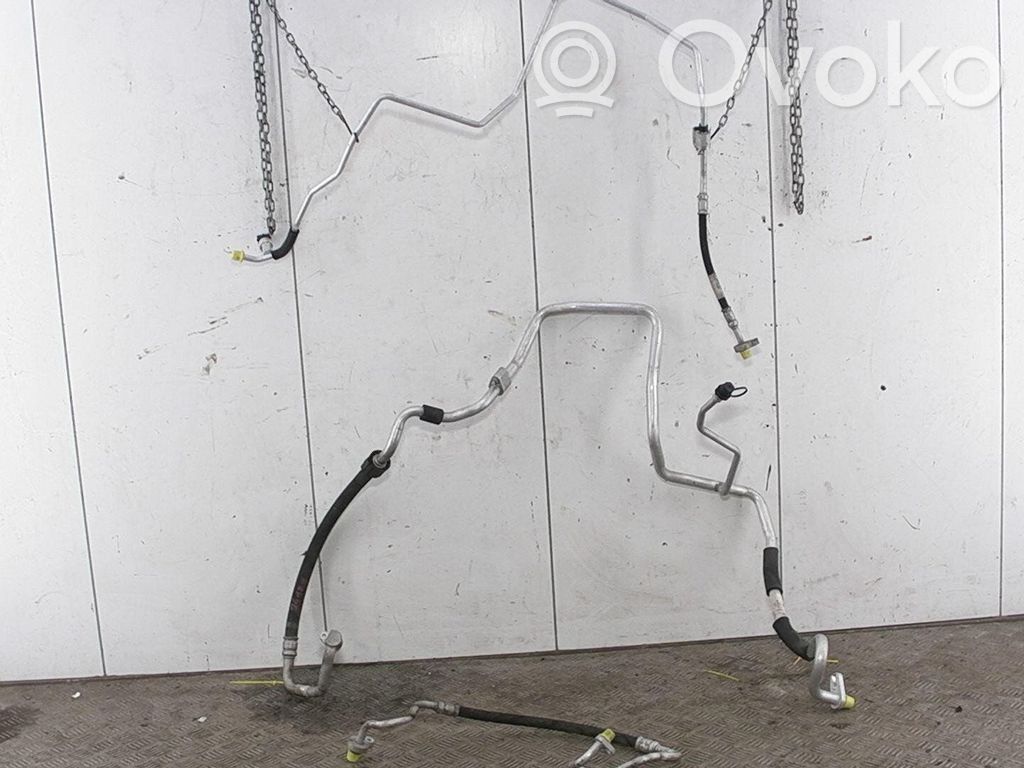 Land Rover Range Rover Evoque L538 Conductă/furtun aer condiționat (A/C) 
