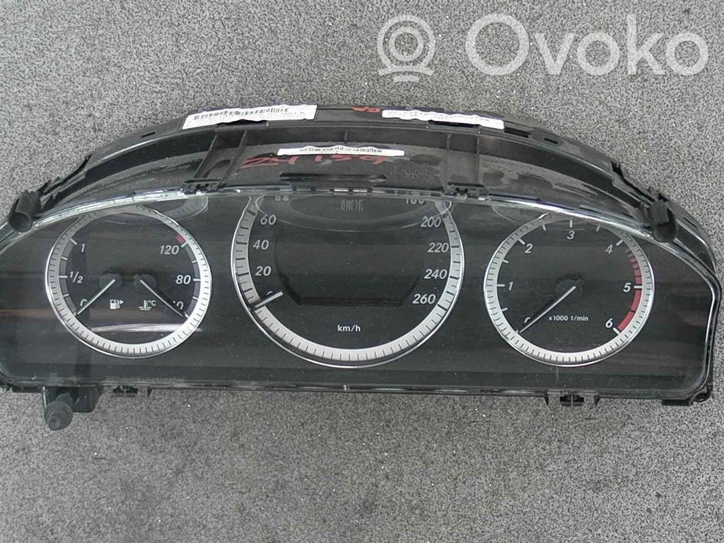Mercedes-Benz C W204 Licznik / Prędkościomierz 