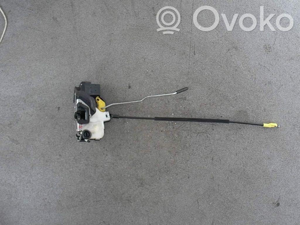 Opel Astra J Silniczek / Siłownik zamka centralnego 