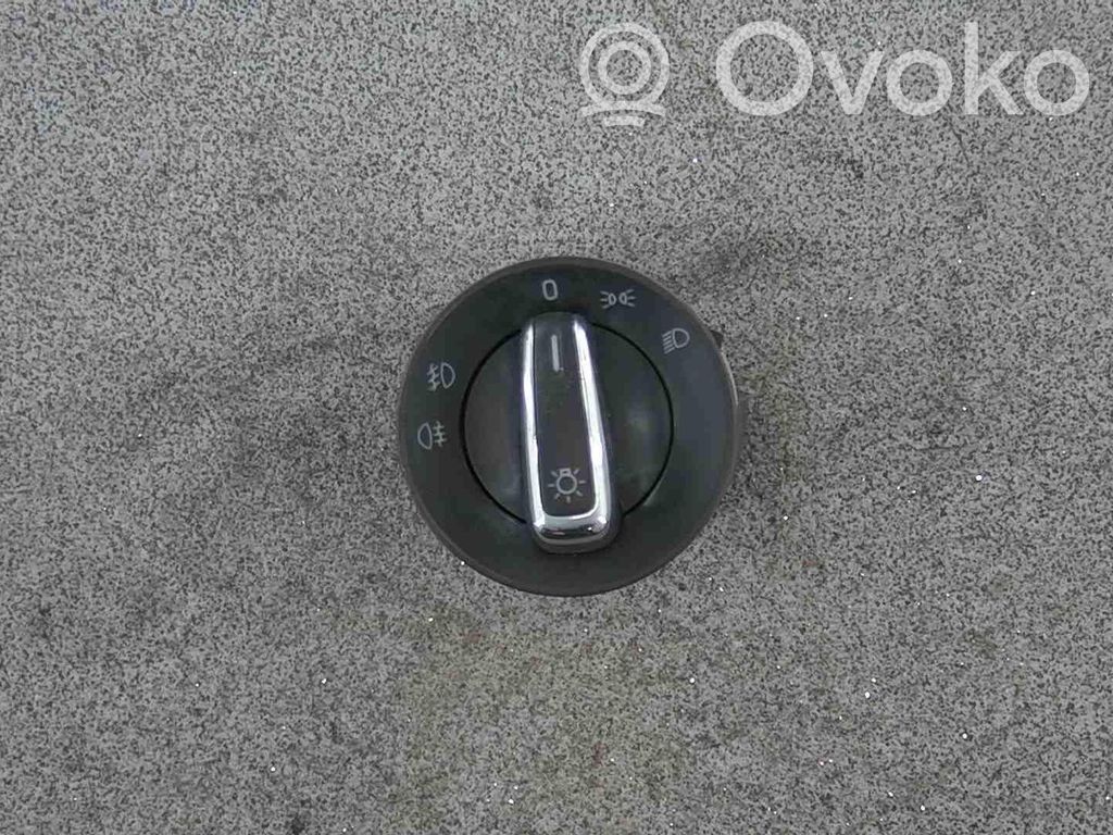 Skoda Rapid (NH) Interruptor de luz 