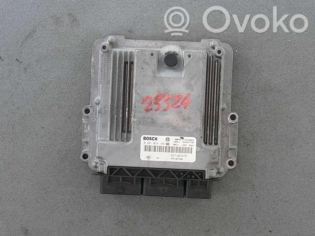 Renault Clio IV Engine control unit/module 